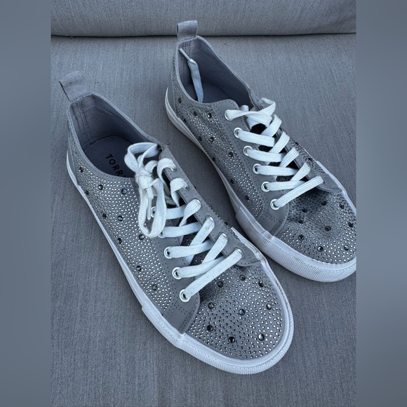 Torrid sparkly, glittery rhinestone size 9 - Picture 4 of 12